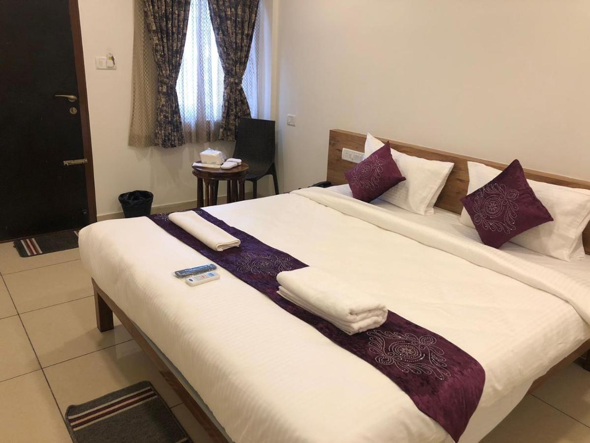 Hotel Amulya Regency Bayappanhalli Bagian luar foto